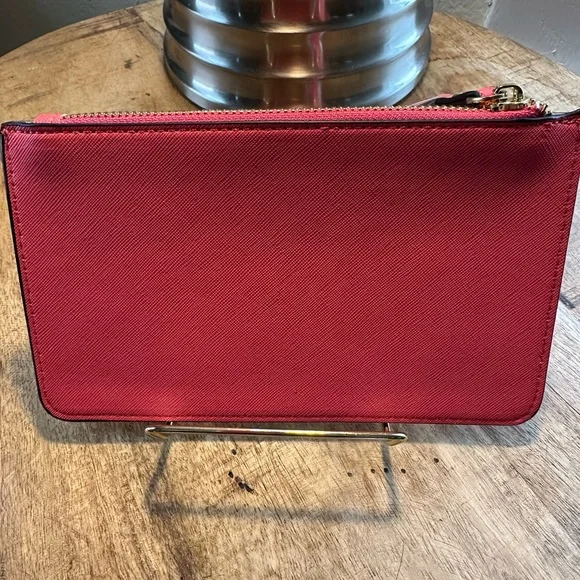 Kate Spade Vibrant Pink Wristlet - Picture 3 of 5